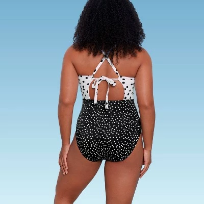 Women's Slimming Control Strappy Cut Out Crossback One Piece Swimsuit - Beach Betty by Miracle Brands Red 6 Women's Slimming Control Strappy Cut Out Crossback One Piece Swimsuit - Beach Betty by Miracle Brands Red - Image 4